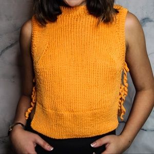 Knitted Open-side Tank Top